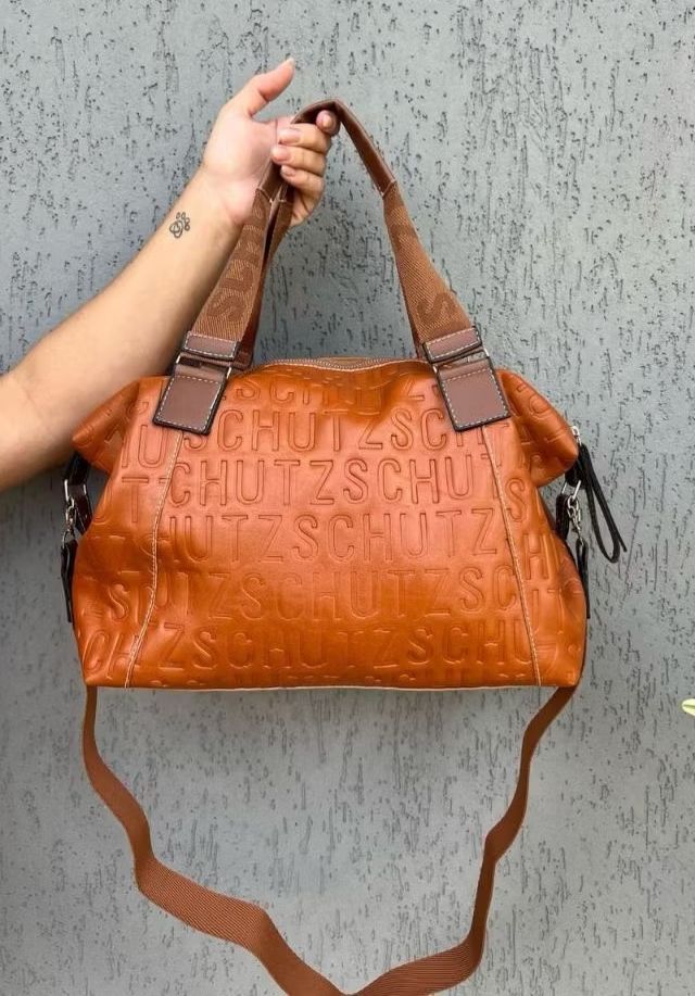 Bolsa de Couro Grande 2 em 1 Schutz Alto Relevo