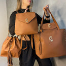 Kit 4 Bolsas Edição Limitada: Bolsa KS de Couro Grande + Carteira + Mochila + Bolsa Casual Media.